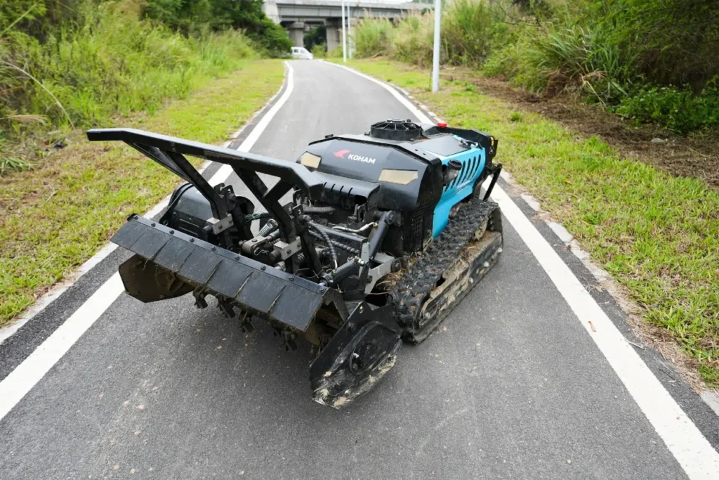 KH-XLM7240B  Heavy Duty Remote Control Lawn Mower